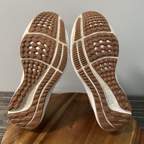 Nike Women’s Size 9 Air Zoom Pegasus 39 Running Shoes White DZ5214 100 - Picture 7 of 8